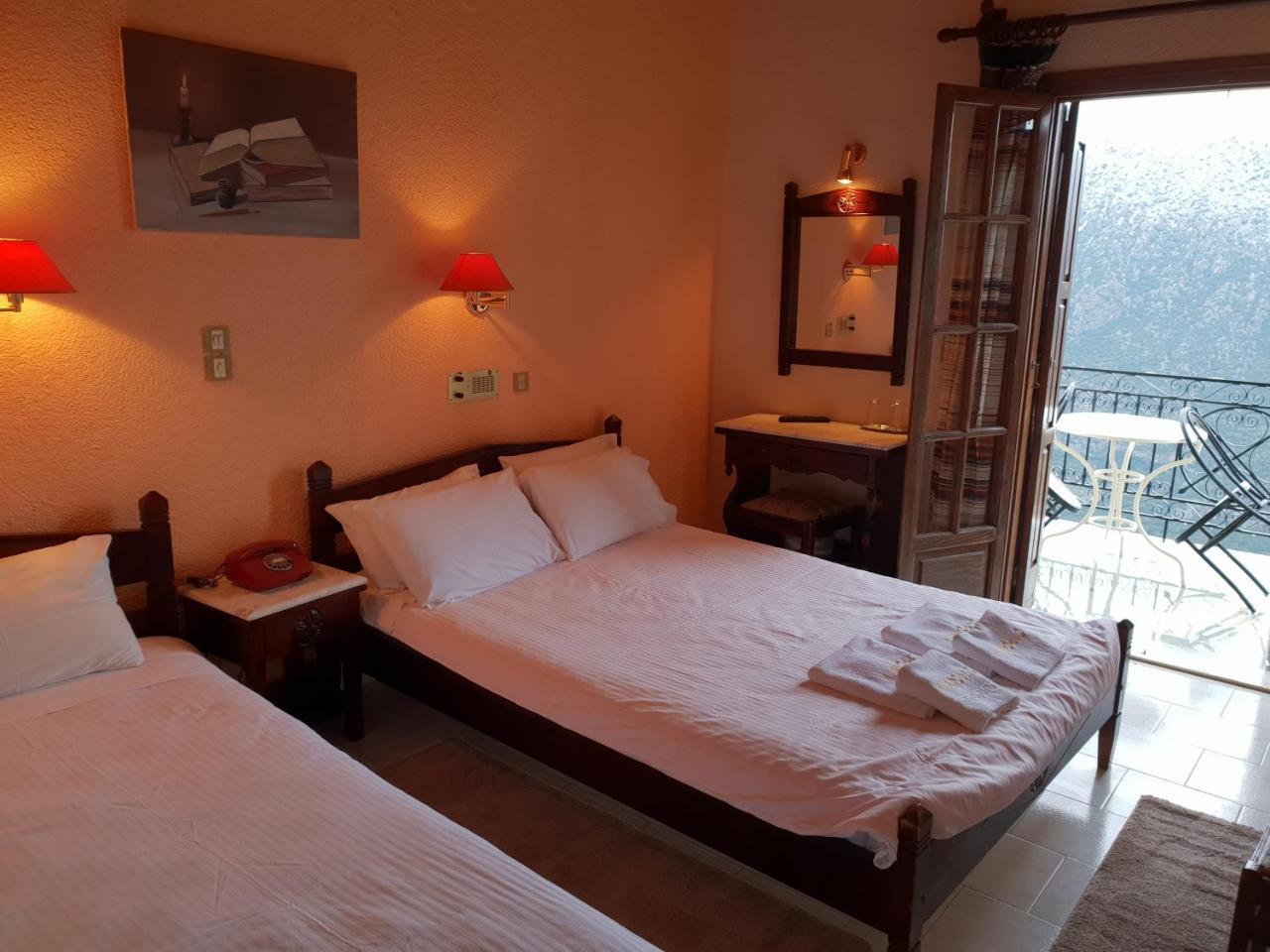 Apollo Hotell Delphi Exteriör bild